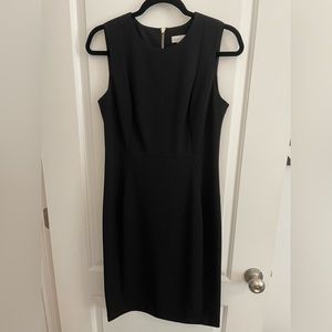 Calvin Klein Size 10 Black Sleeveless Sheath Dress Knee Length
